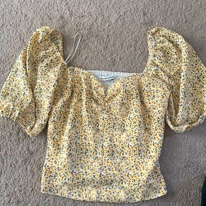 Abercrombie yellow floral pattern puff sleeve top size S